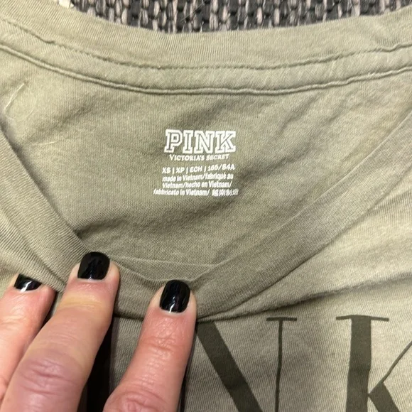 Victorias Secret Pink XS T Shirt - Picture 2 of 2